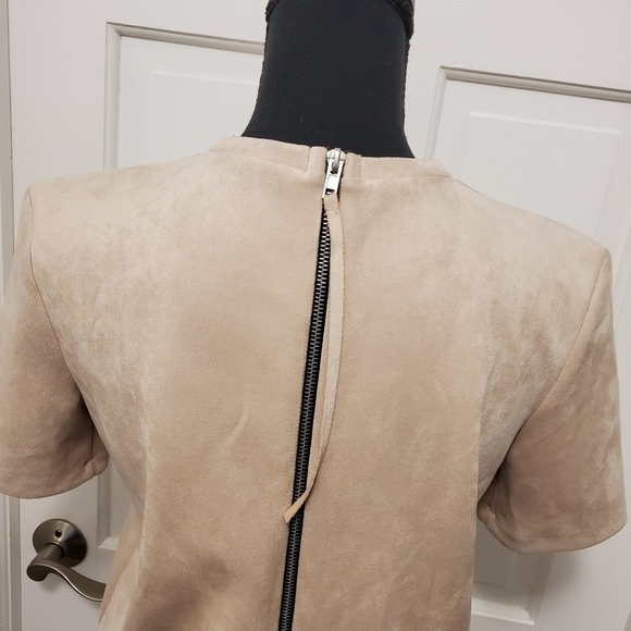 Zara Light Beige Faux Suede S/S Shirt Backside Exposed Center Zip Close Small - Picture 5 of 10